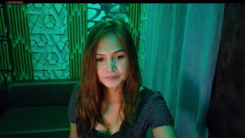 Snapshot of goddess_jaz29 chatting on November 2025 05:28:02 PM Migs online show from November 2025 05:28:02 PM