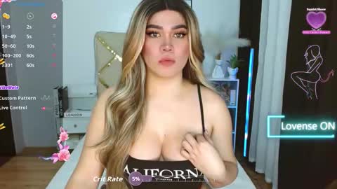 Lyka Fox online show from February 2026 11:53:01 PM