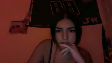 Snapshot of goddess_madii chatting on September 2025 07:19:01 AM Madii online show from September 2025 07:19:01 AM