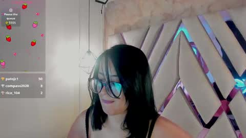 Snapshot of goddess_martina chatting on April 2026 12:40:02 PM M A R T I N A online show from April 2026 12:40:02 PM