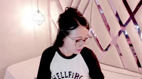 Snapshot of goddess_martina chatting on May 2026 12:44:01 PM M A R T I N A online show from May 2026 12:44:01 PM