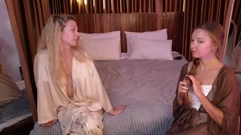   330 UTC2 girls   online show from November 2025 03:45:02 AM