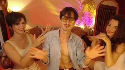 Snapshot of goddess_marylin chatting on May 2026 01:56:01 AM 330 UTC2 girls online show from May 2026 01:56:01 AM