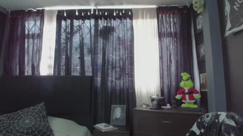 Snapshot of goddess_mortem chatting on December 2024 04:39:01 PM Mortem model independientfollow me on my telegram channel online show from December 2024 04:39:01 PM