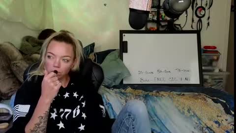 Snapshot of goddess_of_mars chatting on September 2025 03:23:02 PM Patricia Mars Goddess of Mars twitter thegoddessmindy online show from September 2025 03:23:02 PM