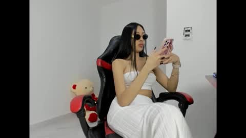 goddess_of_pigs online show from March 2026 04:02:02 AM