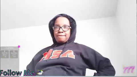 Snapshot of goddess_risquej chatting on July 2026 12:51:01 PM Goddess RIsqueJ online show from July 2026 12:51:01 PM