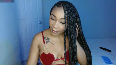 Snapshot of goddess_val chatting on November 2025 09:52:02 AM Valentina online show from November 2025 09:52:02 AM