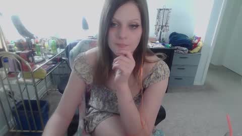 Goddess of Insanity online show from February 2026 04:16:01 PM