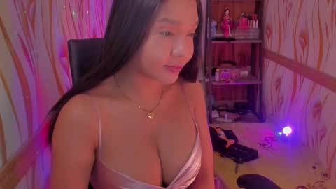 Snapshot of goddessbarbiecum4u chatting on December 2024 04:49:02 AM Barbie Brown online show from December 2024 04:49:02 AM