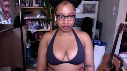 Snapshot of goddessdaisysky chatting on September 2025 06:30:01 PM Goddess Daisy Sky online show from September 2025 06:30:01 PM