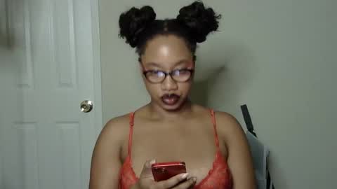 Snapshot of goddessdaisysky chatting on September 2025 04:35:01 AM Goddess Daisy Sky online show from September 2025 04:35:01 AM