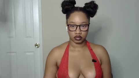 Snapshot of goddessdaisysky chatting on September 2025 05:25:01 PM Goddess Daisy Sky online show from September 2025 05:25:01 PM