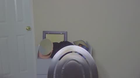 Snapshot of goddessdaisysky chatting on October 2025 04:18:01 PM Goddess Daisy Sky online show from October 2025 04:18:01 PM