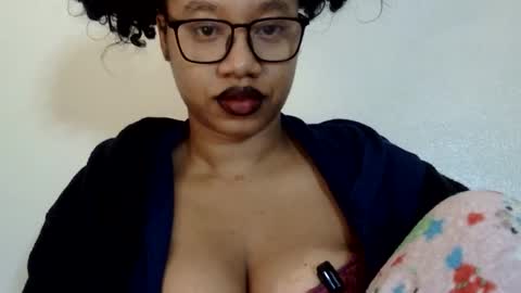 Snapshot of goddessdaisysky chatting on December 2025 07:15:02 AM Goddess Daisy Sky online show from December 2025 07:15:02 AM