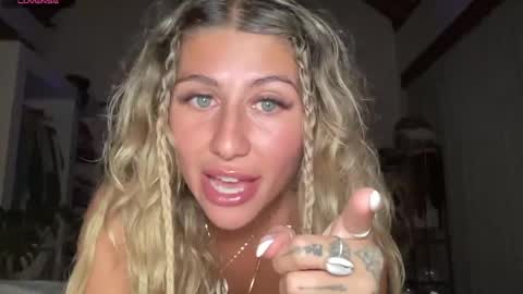 GoddessDove online show from May 2026 12:01:02 PM