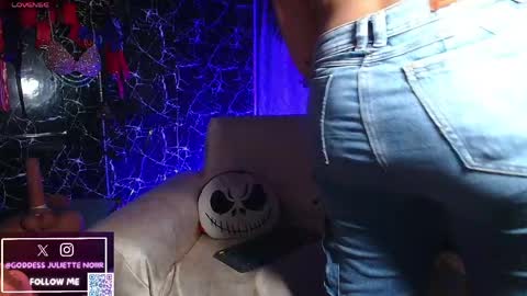 Goddes Juliette Noiir online show from May 2026 10:33:02 AM