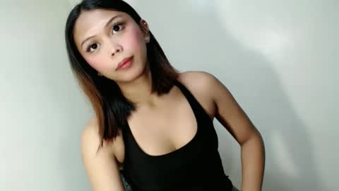 Snapshot of goddessofdesire_ chatting on April 2026 11:19:02 AM MISS LOVELY online show from April 2026 11:19:02 AM