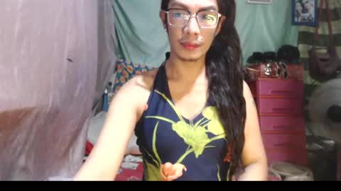 KENNY DOLL online show from June 2026 06:24:02 AM