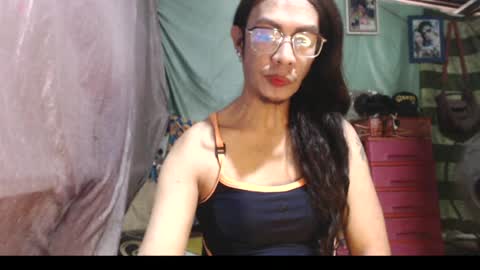 KENNY DOLL online show from July 2026 06:18:01 AM