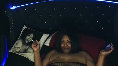 Snapshot of goddessyvette007 chatting on February 2025 08:07:01 AM GoddessYvette007 online show from February 2025 08:07:01 AM