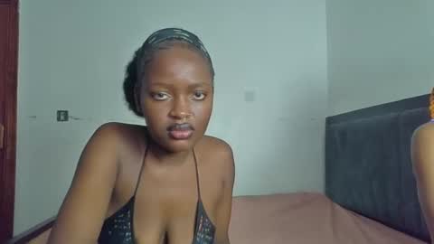 godess_lunah online show from May 2026 05:42:01 PM