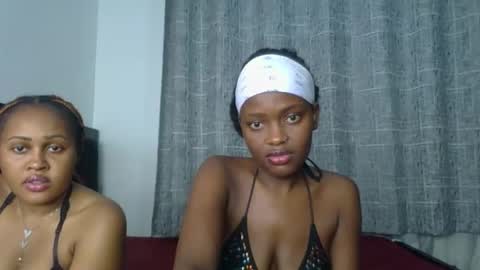 godess_lunah online show from May 2026 06:25:01 PM
