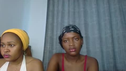 godess_lunah online show from May 2026 10:12:01 AM