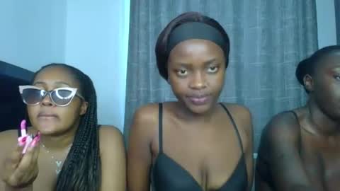 godess_lunah online show from June 2026 05:27:01 AM