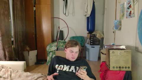 Snapshot of gofymcmouse chatting on November 2025 09:57:01 PM Daniel online show from November 2025 09:57:01 PM