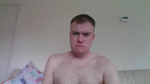 Snapshot of gogo12104 chatting on April 2026 03:39:01 PM jme online show from April 2026 03:39:01 PM