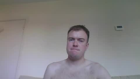 Snapshot of gogo12104 chatting on April 2026 05:03:01 PM jme online show from April 2026 05:03:01 PM