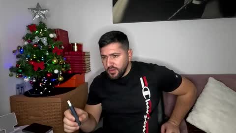 gold_alpha_boy online show from December 2025 10:42:01 AM