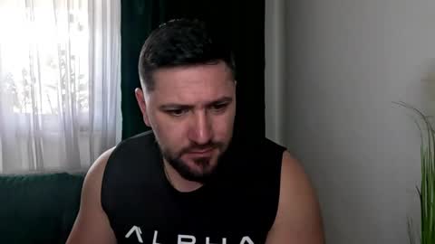 gold_alpha_boy online show from April 2026 07:47:02 AM