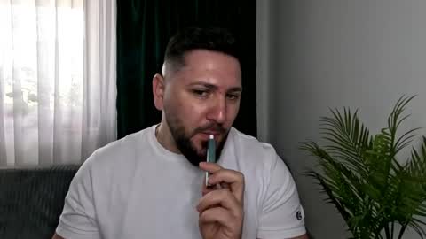 gold_alpha_boy online show from April 2026 09:04:01 AM