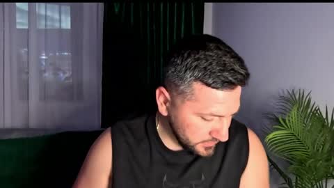 gold_alpha_boy online show from June 2026 06:20:02 PM