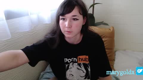 Snapshot of gold_mary_ chatting on February 2025 12:51:01 AM Mary online show from February 2025 12:51:01 AM