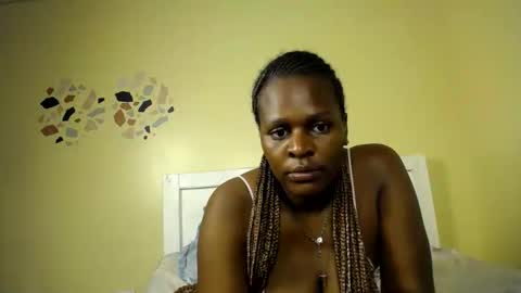 Snapshot of gold_melanin chatting on May 2026 11:49:02 AM gold_melanin online show from May 2026 11:49:02 AM