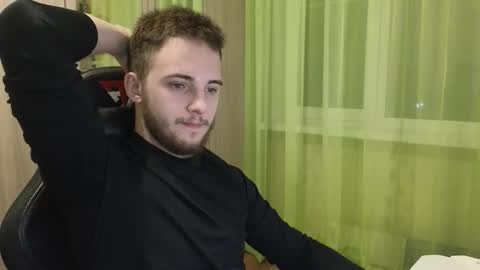 Golden boyyy21 online show from December 2025 03:07:02 PM