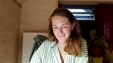 Olivia  online show from July 2026 07:39:01 PM