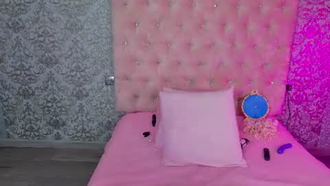 golden girl   online show from June 2026 01:41:01 AM