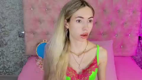 golden girl   online show from June 2026 01:55:01 AM