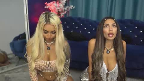 GoldenAmberX online show from September 2025 05:24:01 PM