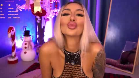 GoldenAmberX online show from December 2025 06:20:02 AM