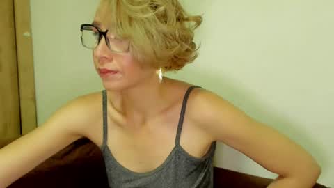goldenrosa online show from July 2026 11:12:02 AM