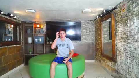 Snapshot of goldenjoi chatting on January 2025 11:40:02 AM GOLDENJOI online show from January 2025 11:40:02 AM