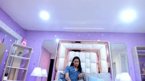goldentemptation_ online show from May 2026 07:30:02 PM