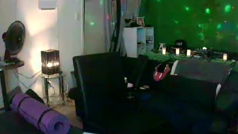 goldyguy011 online show from February 2025 06:04:02 PM