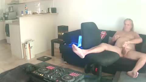 goldyguy011 online show from June 2026 02:02:02 AM