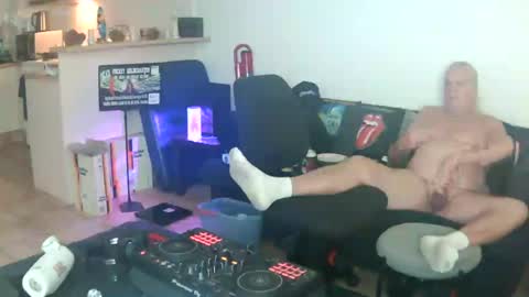 goldyguy011 online show from July 2026 05:52:01 PM